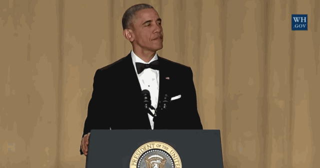 640px-Barack_Obama_drops_the_mic.gif